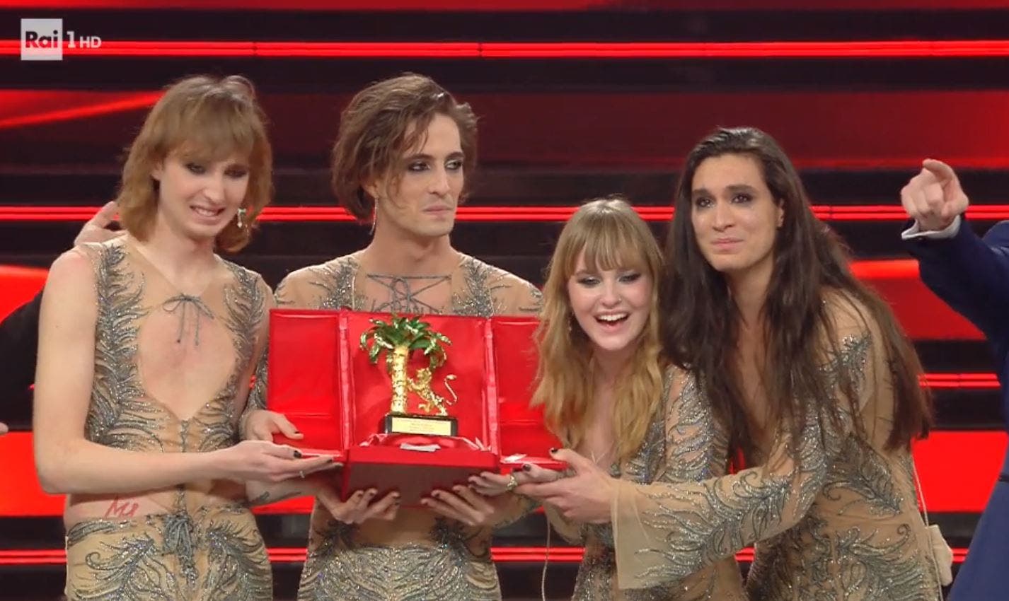 I MANESKIN vincono il 71° Festival di Sanremo con il brano “ZITTI E